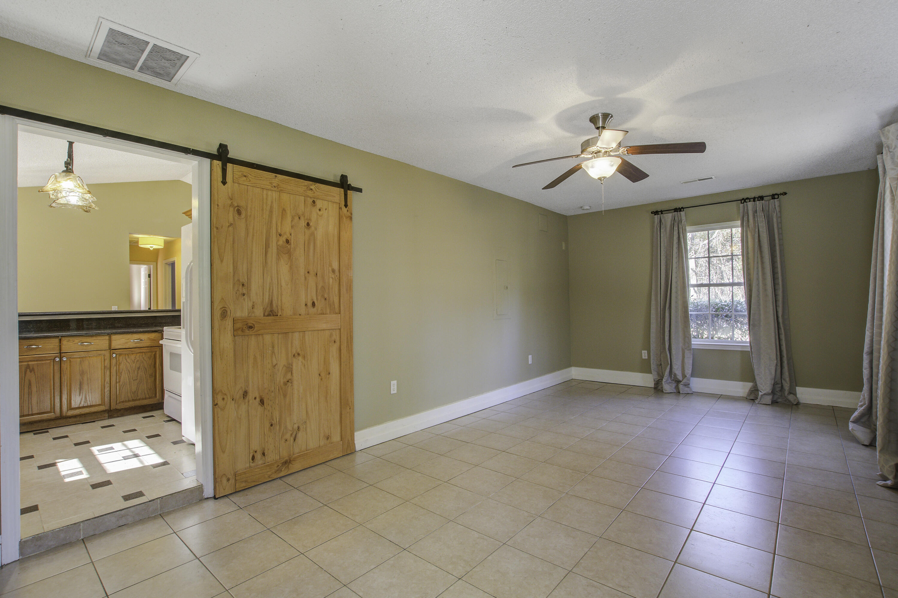 3441 Berryhill Road Johns Island, SC 29455 - Photo 18 of 40 2nd Family/Room Looking into Kitchen
