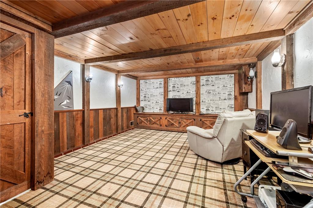 130 Spring Grove Road Pittsburgh, PA 15235 - Photo 15 of 25 Gallery Image 15