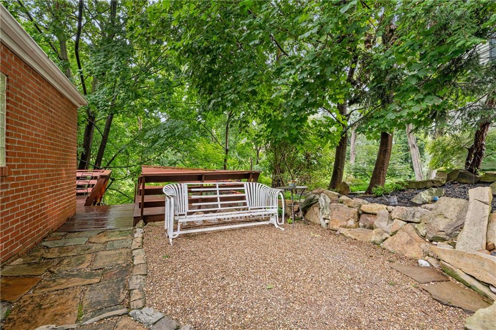 130 Spring Grove Road Pittsburgh, PA 15235 - Photo 20 of 25 Gallery Image 20