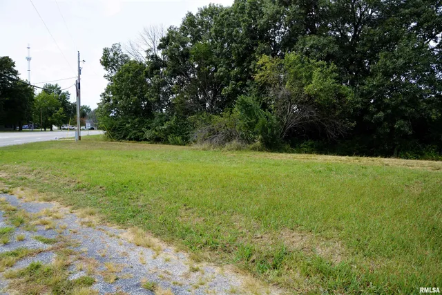 $89,500 | 3010 West Jackson Street, Macomb, IL 61455