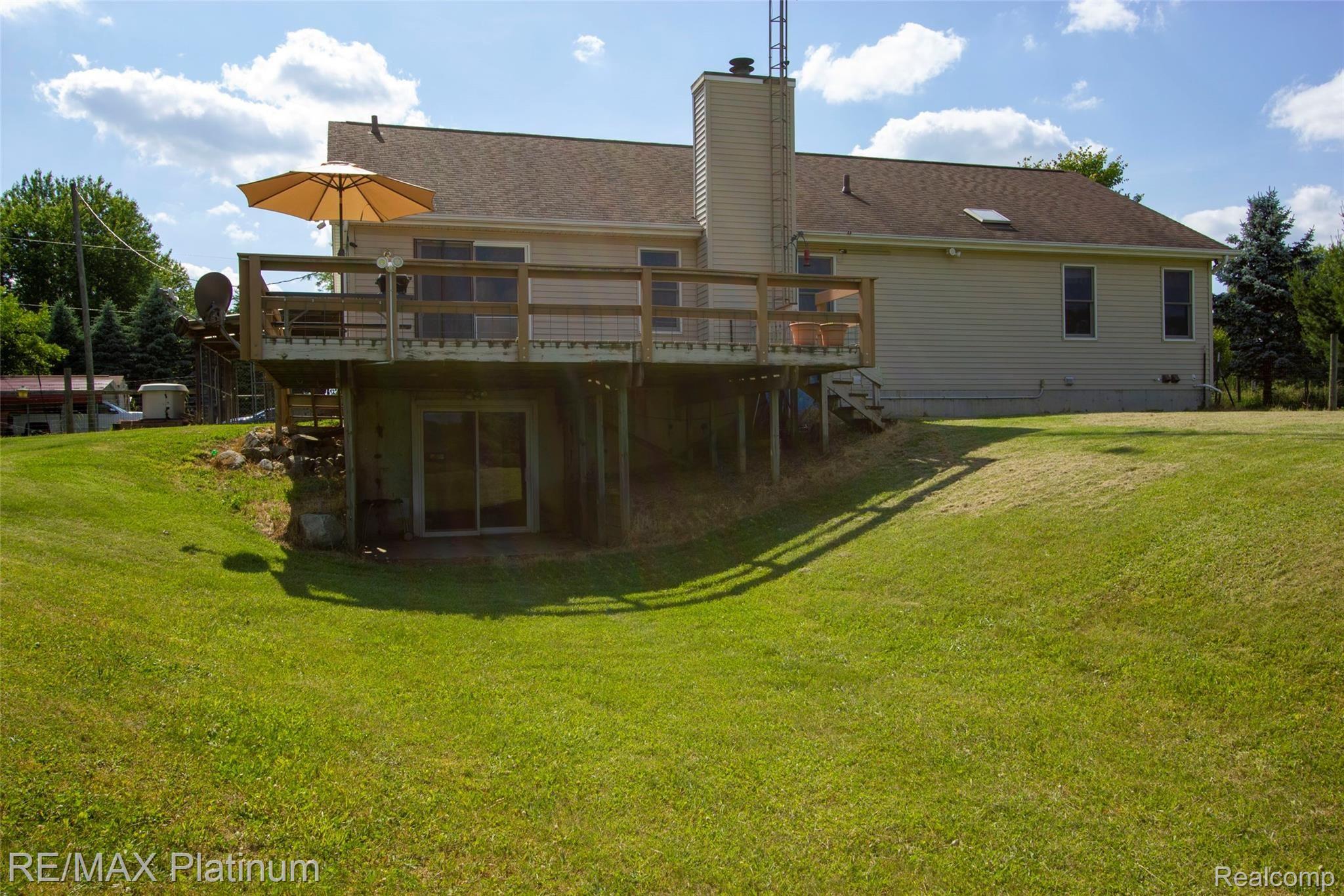 5331 East Clyde Road Howell, MI 48855 - Photo 5 of 28 5. Ext Back Straight