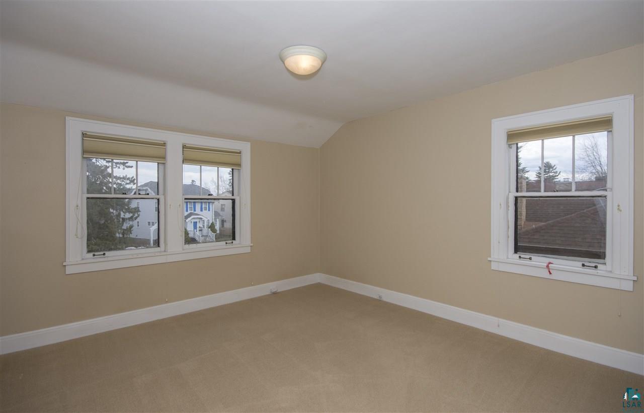 1923 West Kent Road Duluth, MN 55812 - Photo 10 of 18 Gallery Image 10