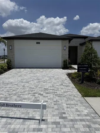 $435,000 | 5889 Windbreak Court, Apollo Beach, FL 33572