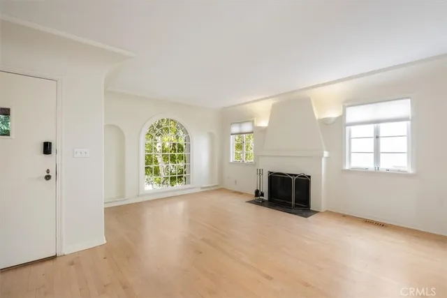 $7,200 | 14052 Davana Terrace, Sherman Oaks, CA 91423