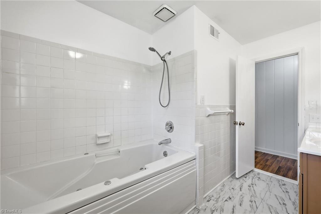 850 Minorcas Road Winston-Salem, NC 27106 - Photo 22 of 37 hall bath