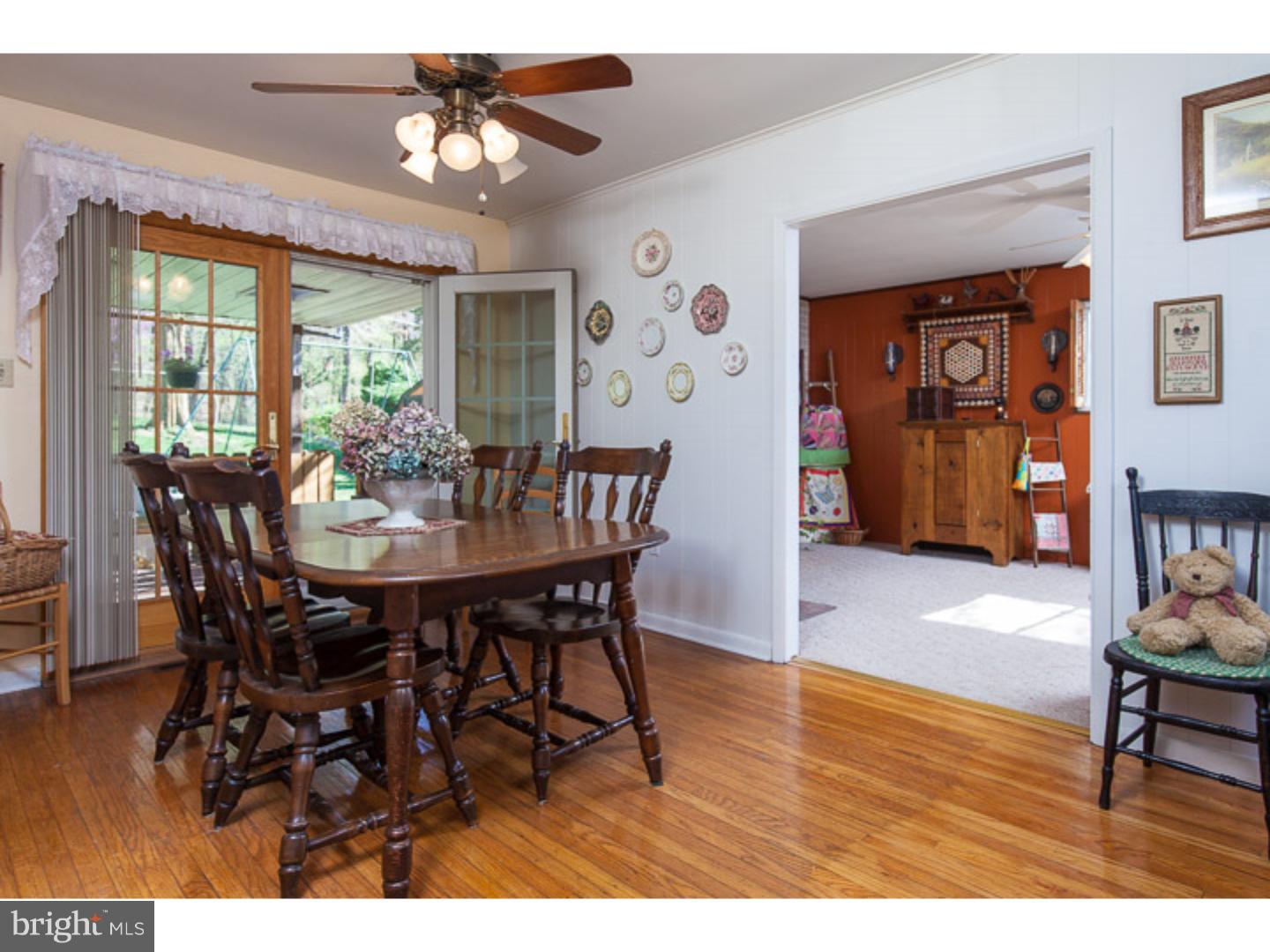 2010 Reservoir Road Reading, PA 19604 - Photo 4 of 23