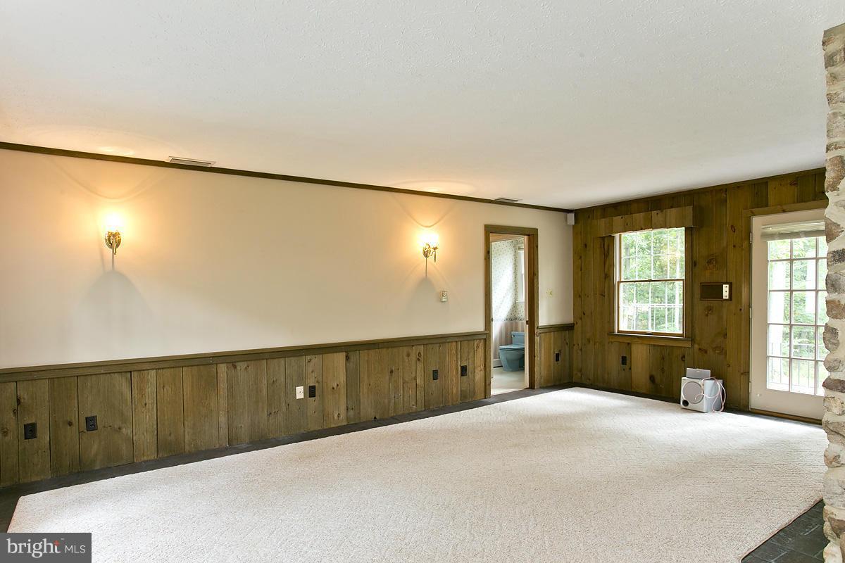 1440 Jordan Springs Road Stephenson, VA 22656 - Photo 2 of 30 Family Room