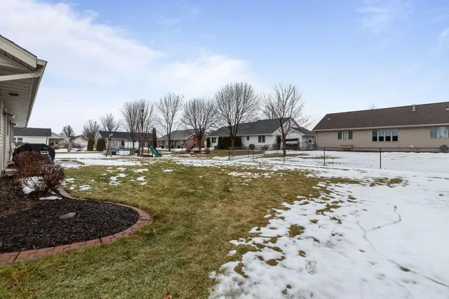 $384,900 | 1992 Mayflower Street, Kaukauna, WI 54130