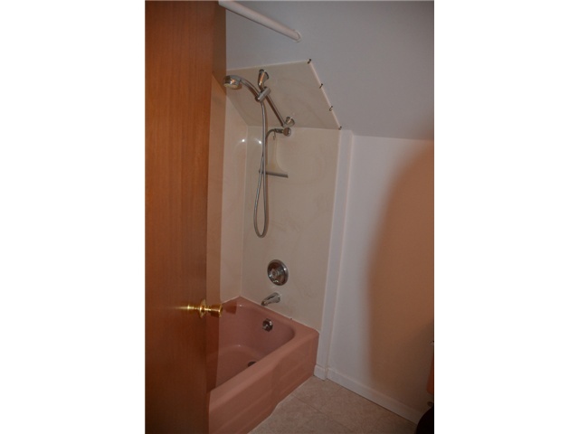 2729 Edgevale Road Columbus, OH 43221 - Photo 13 of 25