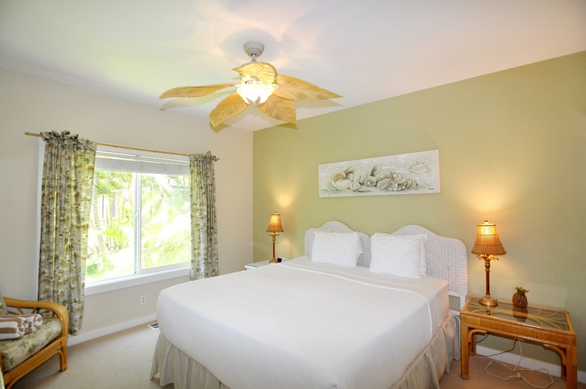 1831 Poipu Road, Unit 813 Koloa, HI 96756 - Photo 6 of 12 Gallery Image 6