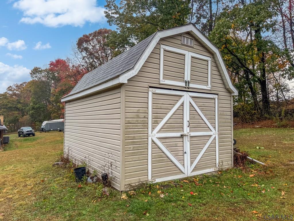 420 Deyarmin Road Seward, PA 15954 - Photo 7 of 37 Gallery Image 7