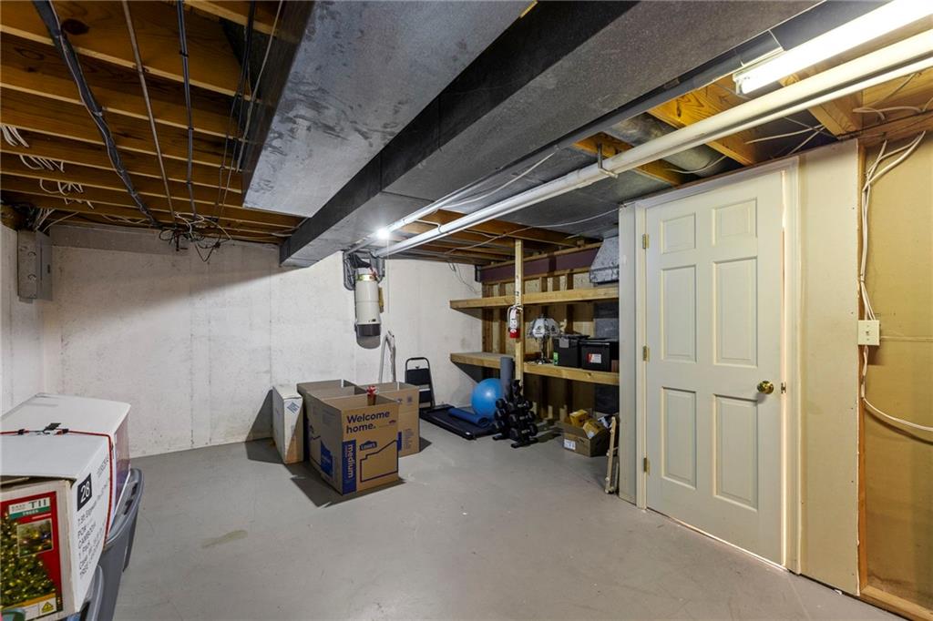 12758 Overbrook Road Leawood, KS 66209 - Photo 36 of 43