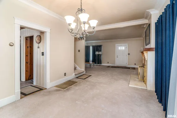 $210,000 | 311 West Poplar Street, Harrisburg, IL 62946