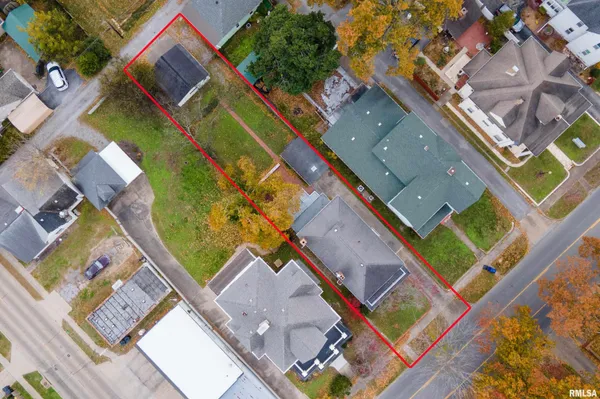 $210,000 | 311 West Poplar Street, Harrisburg, IL 62946