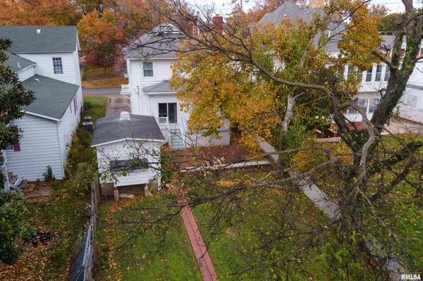 $210,000 | 311 West Poplar Street, Harrisburg, IL 62946