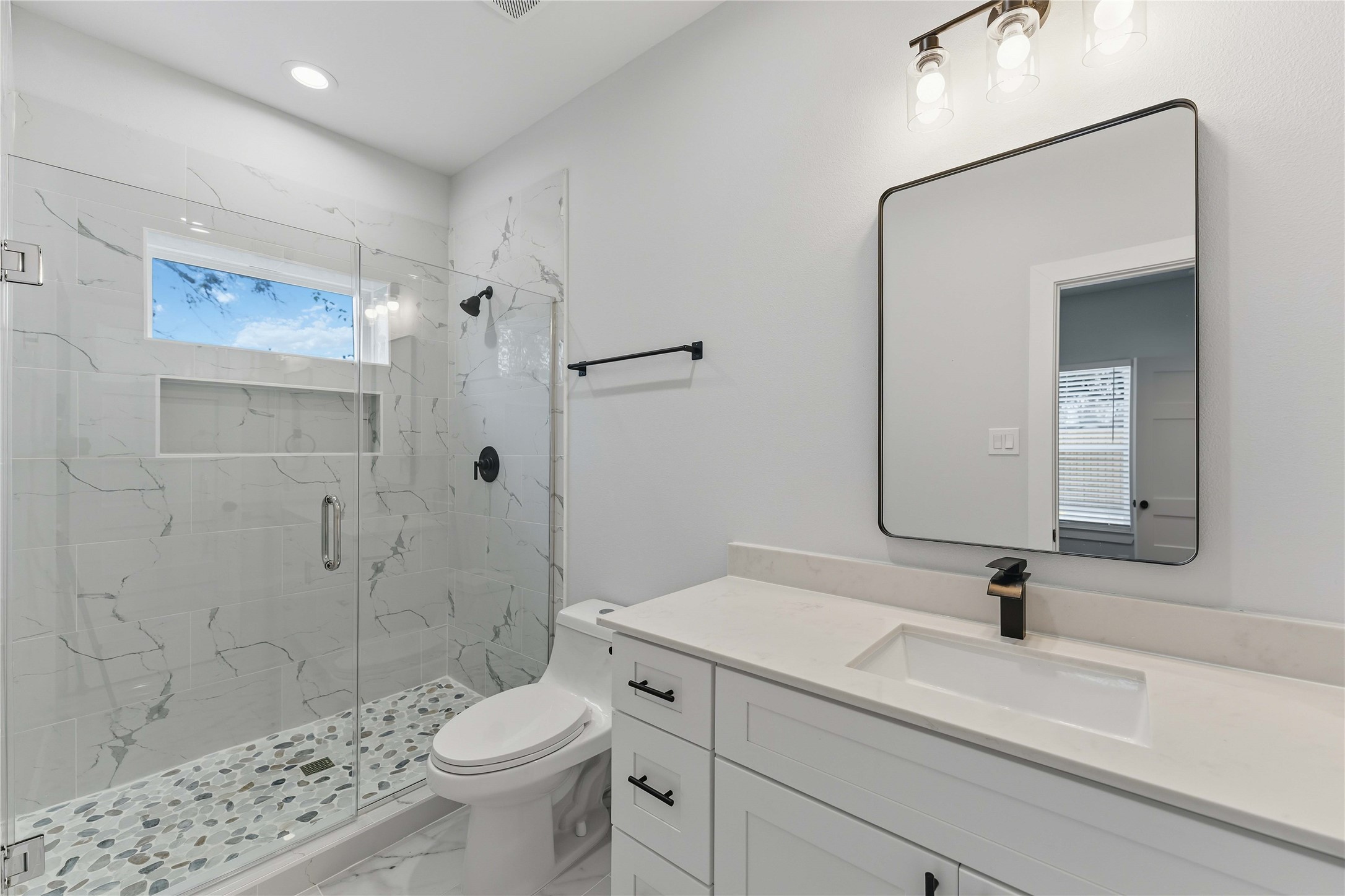 5420 Elysian Street, Unit E Houston, TX 77009 - Photo 12 of 18