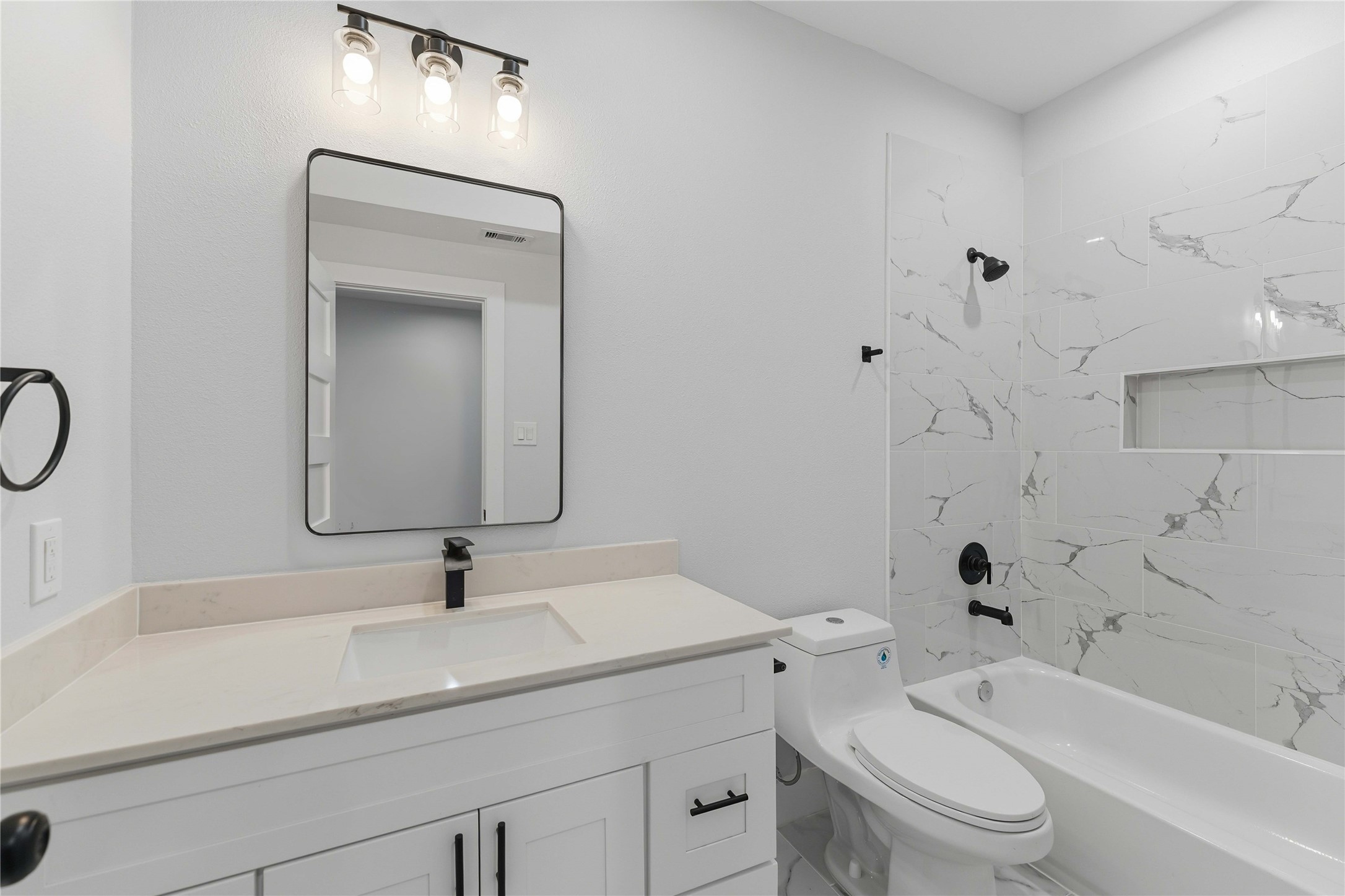 5420 Elysian Street, Unit E Houston, TX 77009 - Photo 14 of 18