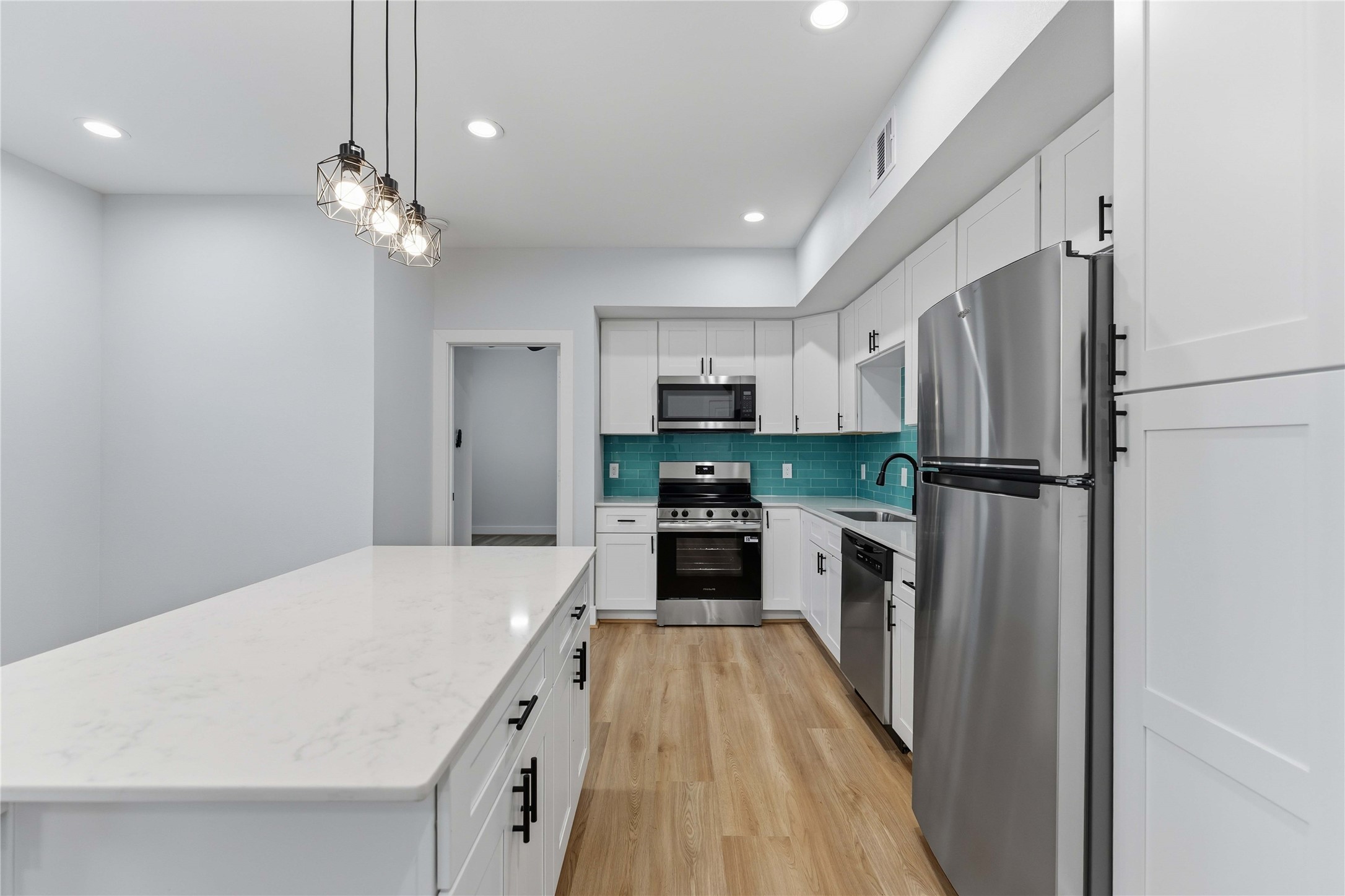 5420 Elysian Street, Unit E Houston, TX 77009 - Photo 2 of 18