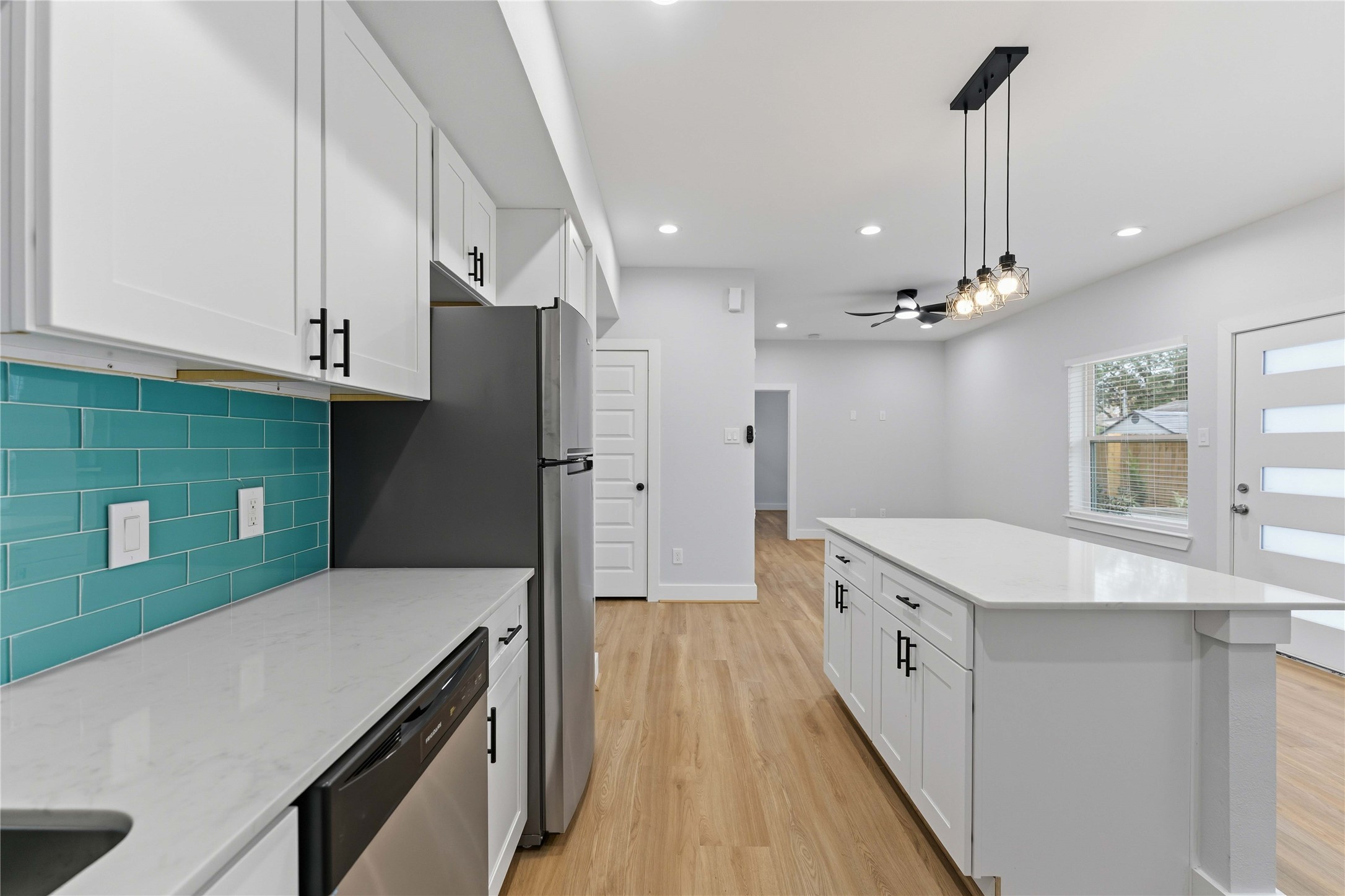 5420 Elysian Street, Unit E Houston, TX 77009 - Photo 4 of 18