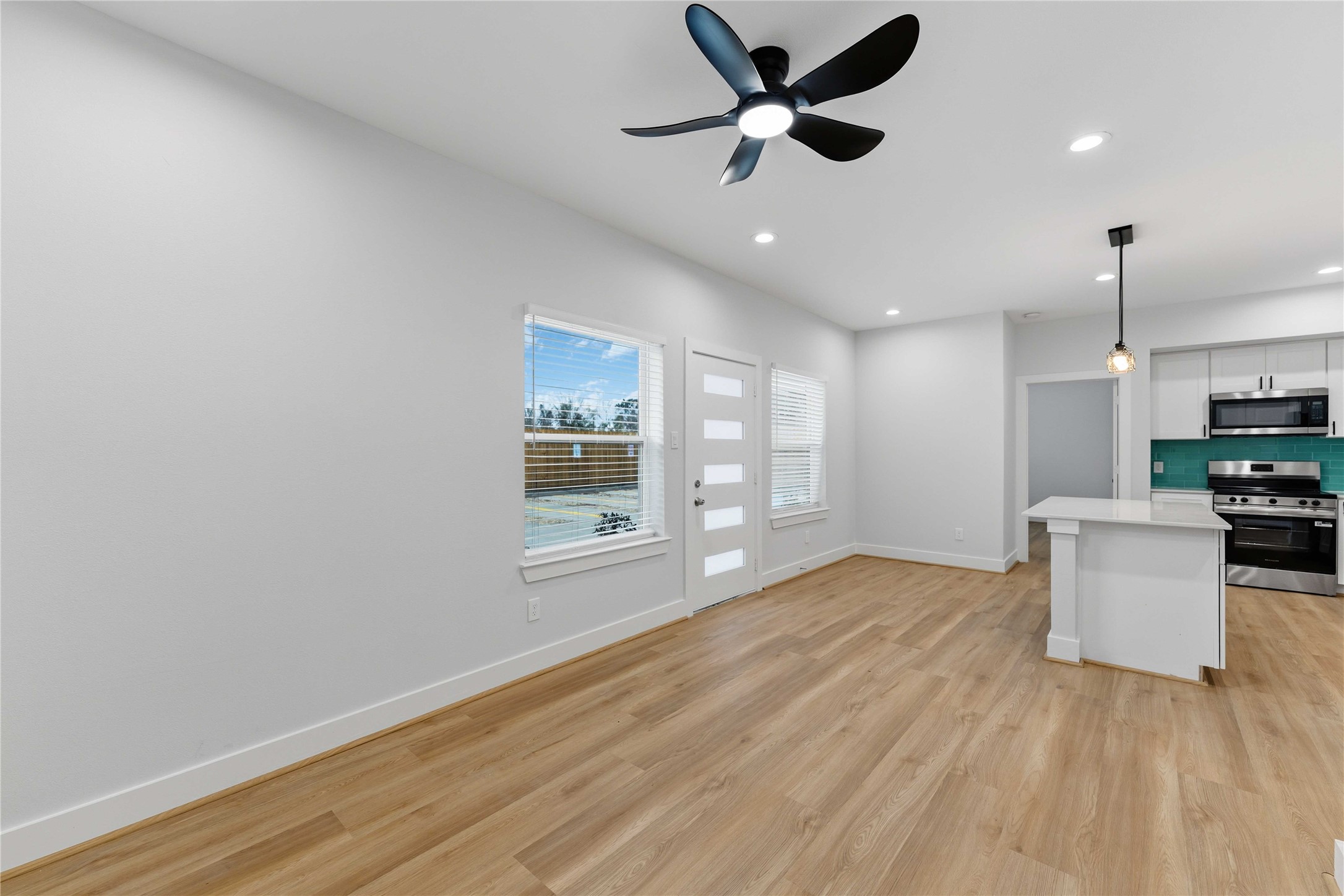 5420 Elysian Street, Unit E Houston, TX 77009 - Photo 6 of 18