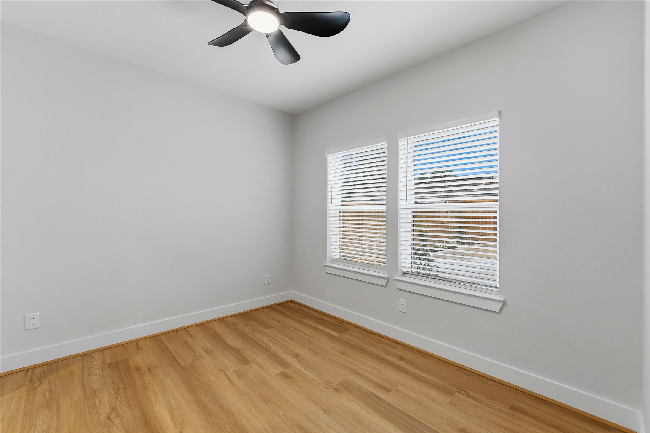 5420 Elysian Street, Unit E Houston, TX 77009 - Photo 9 of 18