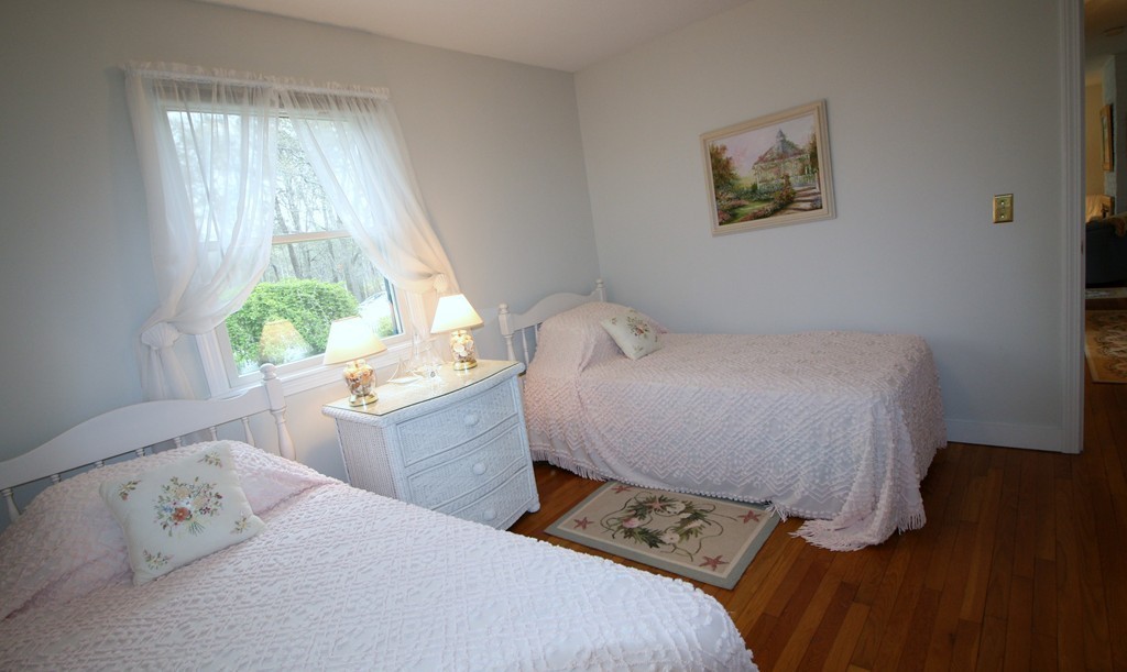 23 Millers Road Dennis, MA 02660 - Photo 12 of 20 Gallery Image 12