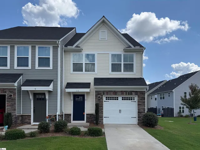 $1,600 | 11 Carlow Court, Simpsonville, SC 29680