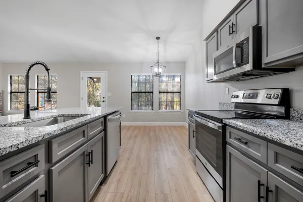 $367,000 | 2384 Tuscavilla Road, Tallahassee, FL 32312