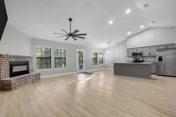 $367,000 | 2384 Tuscavilla Road, Tallahassee, FL 32312