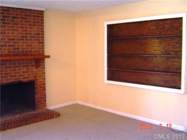 6212 Old Meadow Road Charlotte, NC 28227 - Photo 5 of 10 a view of empty room