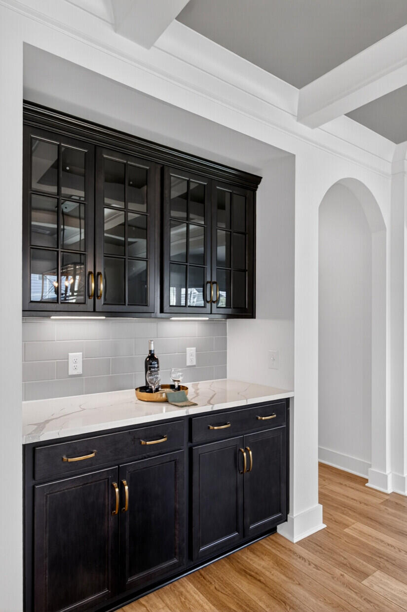 277 Fiddleback Drive Summerville, SC 29486 - Photo 11 of 50 Dining built-ins