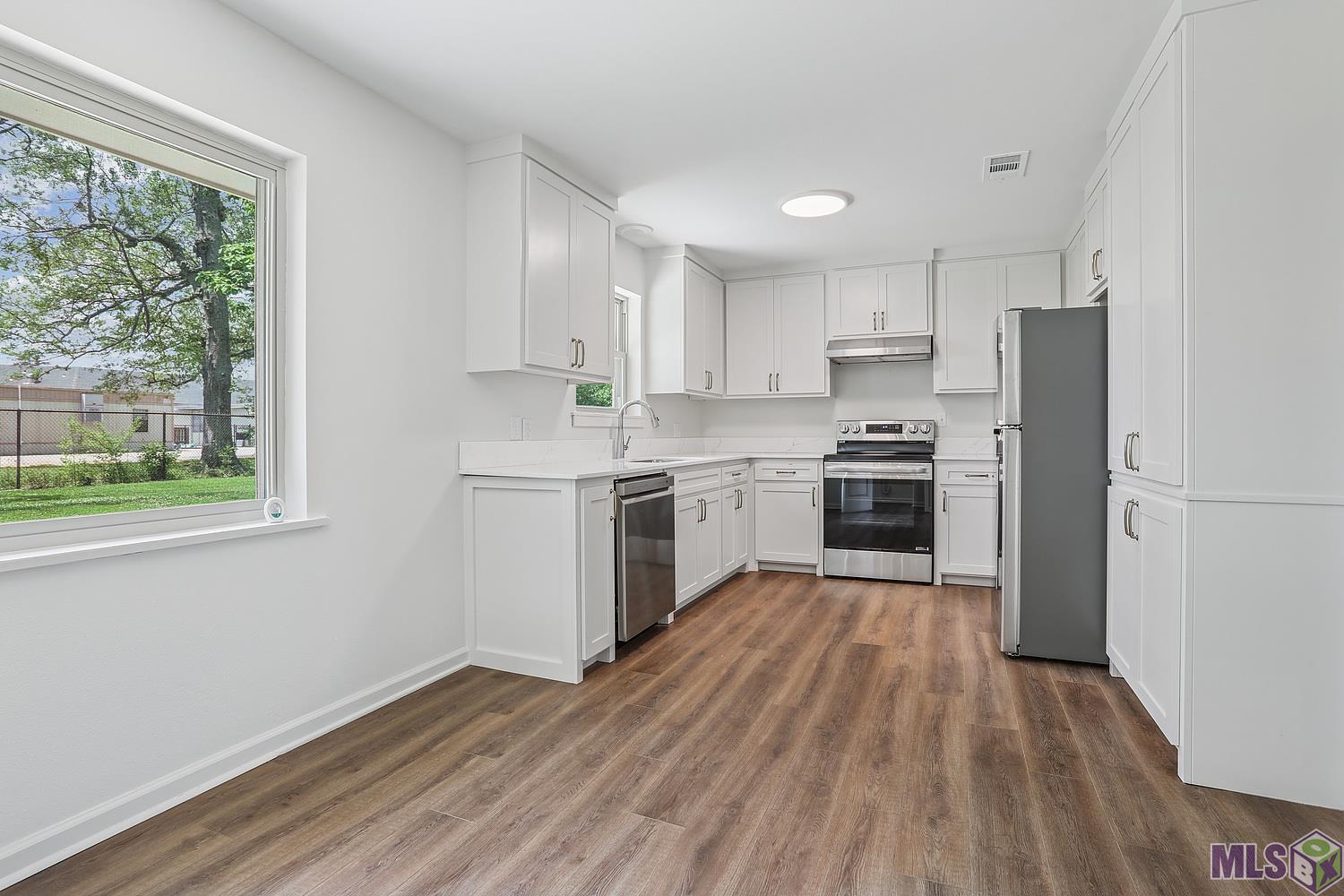 37037 John Street Geismar, LA 70734 - Photo 3 of 10