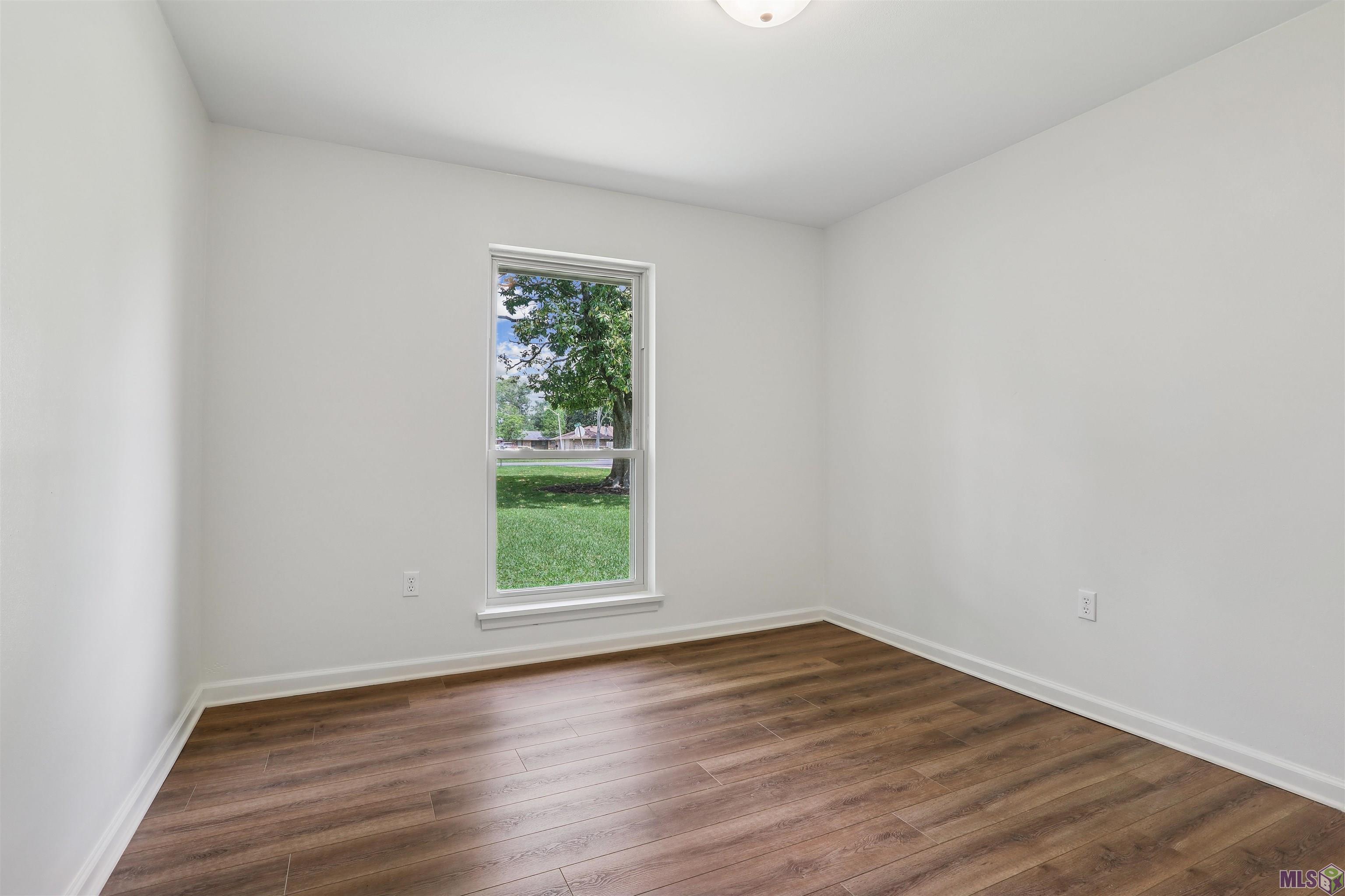 37037 John Street Geismar, LA 70734 - Photo 6 of 10