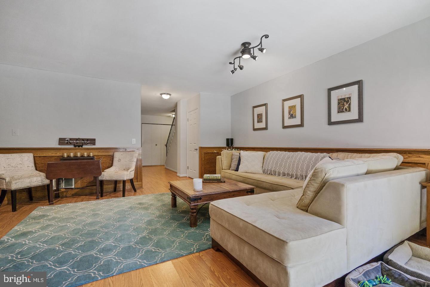 2343 Millennium Lane Reston, VA 20191 - Photo 27 of 34 Inviting living space with warm tones.
