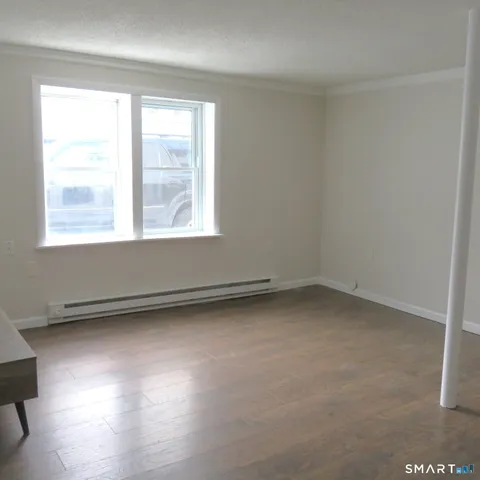 $1,200 | 22 Ingraham Street, Unit B, Bristol, CT 06010