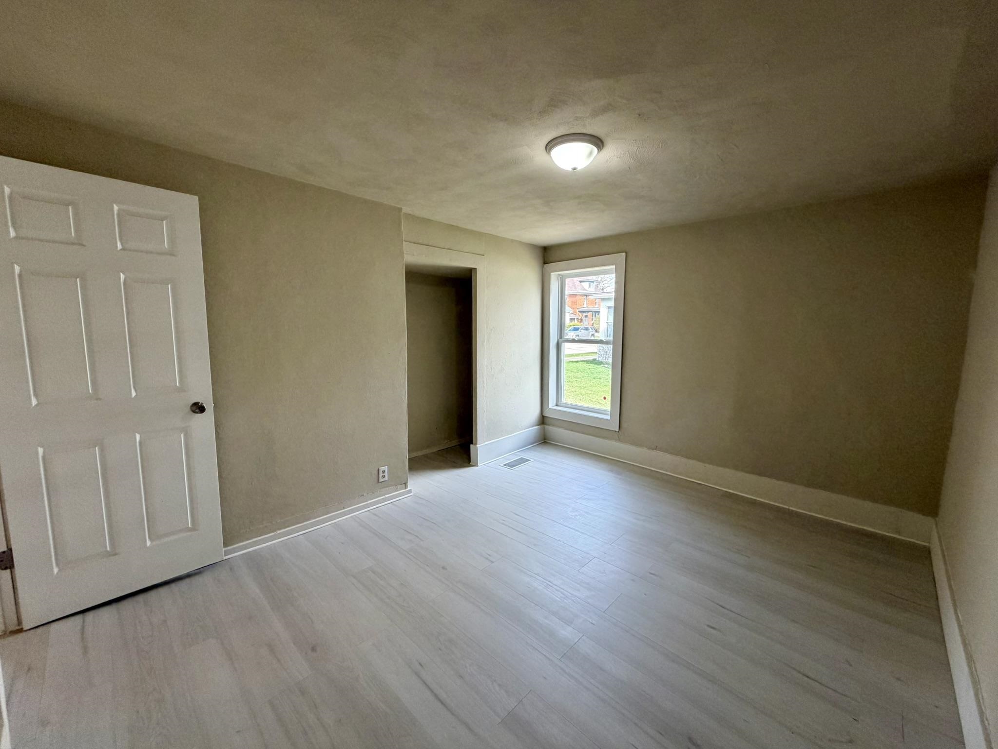 622 16th Avenue Monroe, WI 53566 - Photo 15 of 49