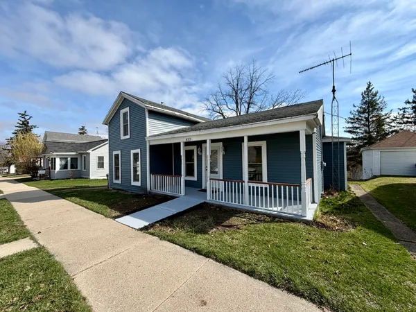 $225,000 | 622 16th Avenue, Monroe, WI 53566