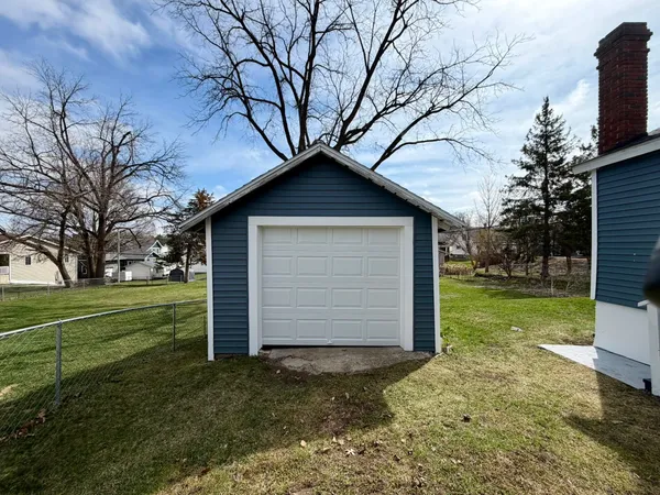 $225,000 | 622 16th Avenue, Monroe, WI 53566