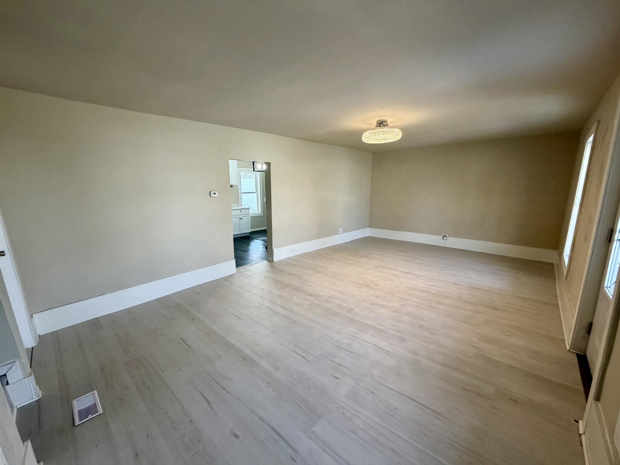 622 16th Avenue Monroe, WI 53566 - Photo 5 of 49