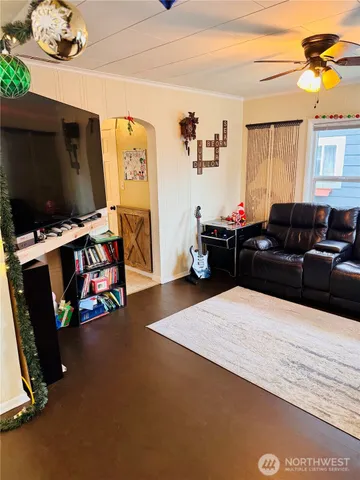 $649,999 | 1621 Baker Avenue, Everett, WA 98201