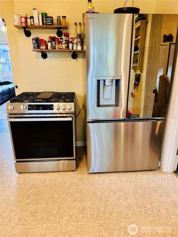 $649,999 | 1621 Baker Avenue, Everett, WA 98201