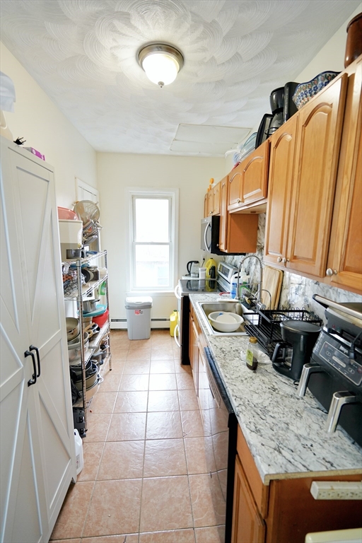 109 Ferry Street Lawrence, MA 01841 - Photo 4 of 34