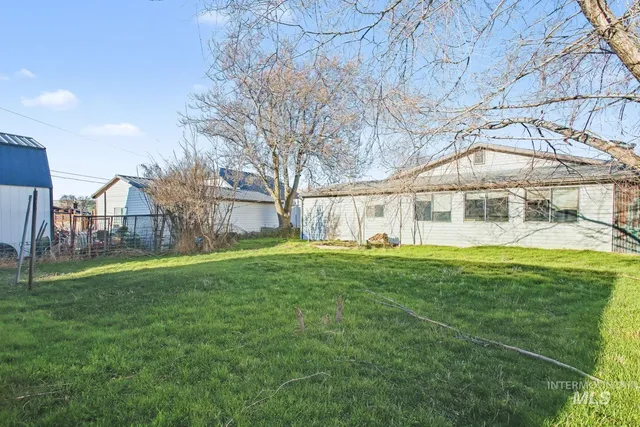 $92,000 | 332 High Street, Pomeroy, WA 99347