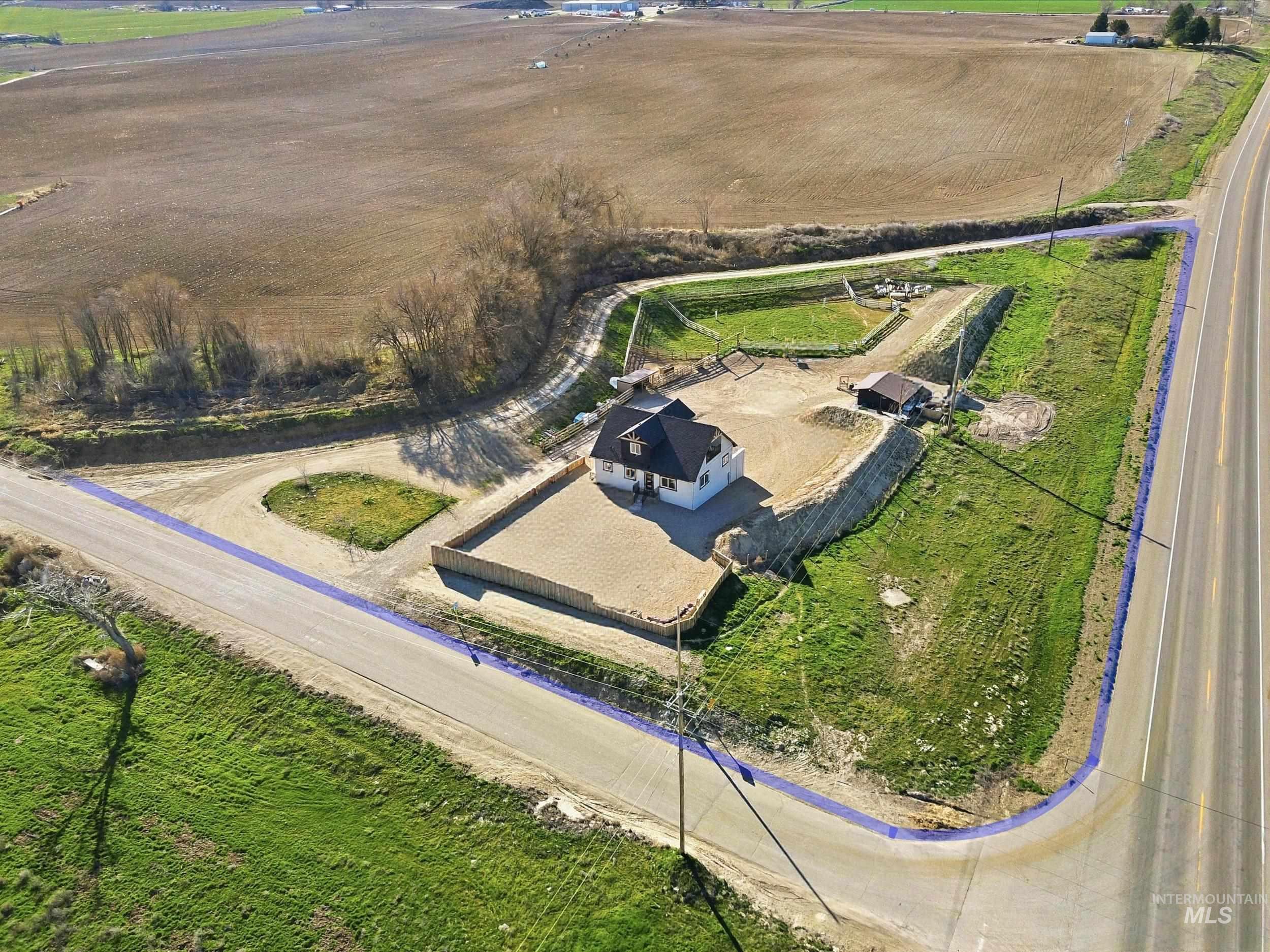 1007 Grandview Avenue Parma, ID 83660 - Photo 1 of 8