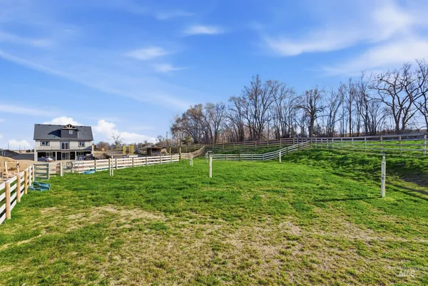 $1,350,000 | 1007 Grandview Avenue, Parma, ID 83660