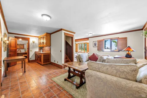 $1,100,000 | 4461 Lake County Highway, Calistoga, CA 94515