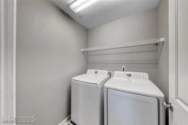 $2,750 | 3028 Gravino Avenue, Henderson, NV 89044