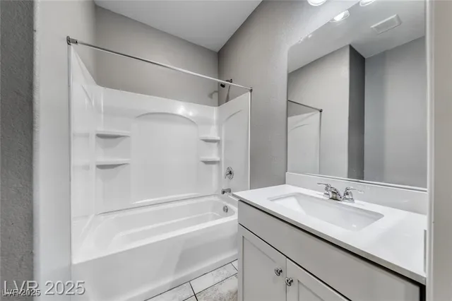 $2,750 | 3028 Gravino Avenue, Henderson, NV 89044