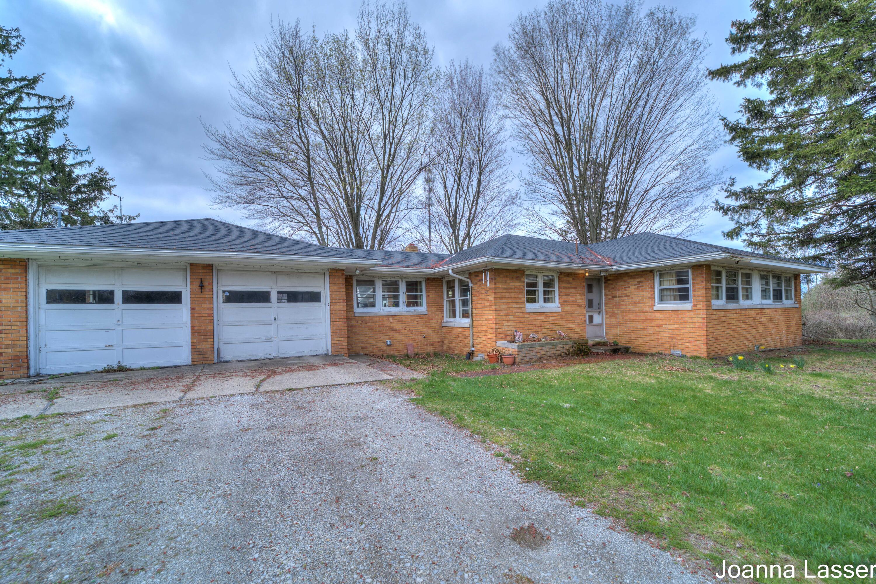 1315 Benston Road Whitehall, MI 49461 - Photo 11 of 74 Whitehall 4-18 (11 of 72)
