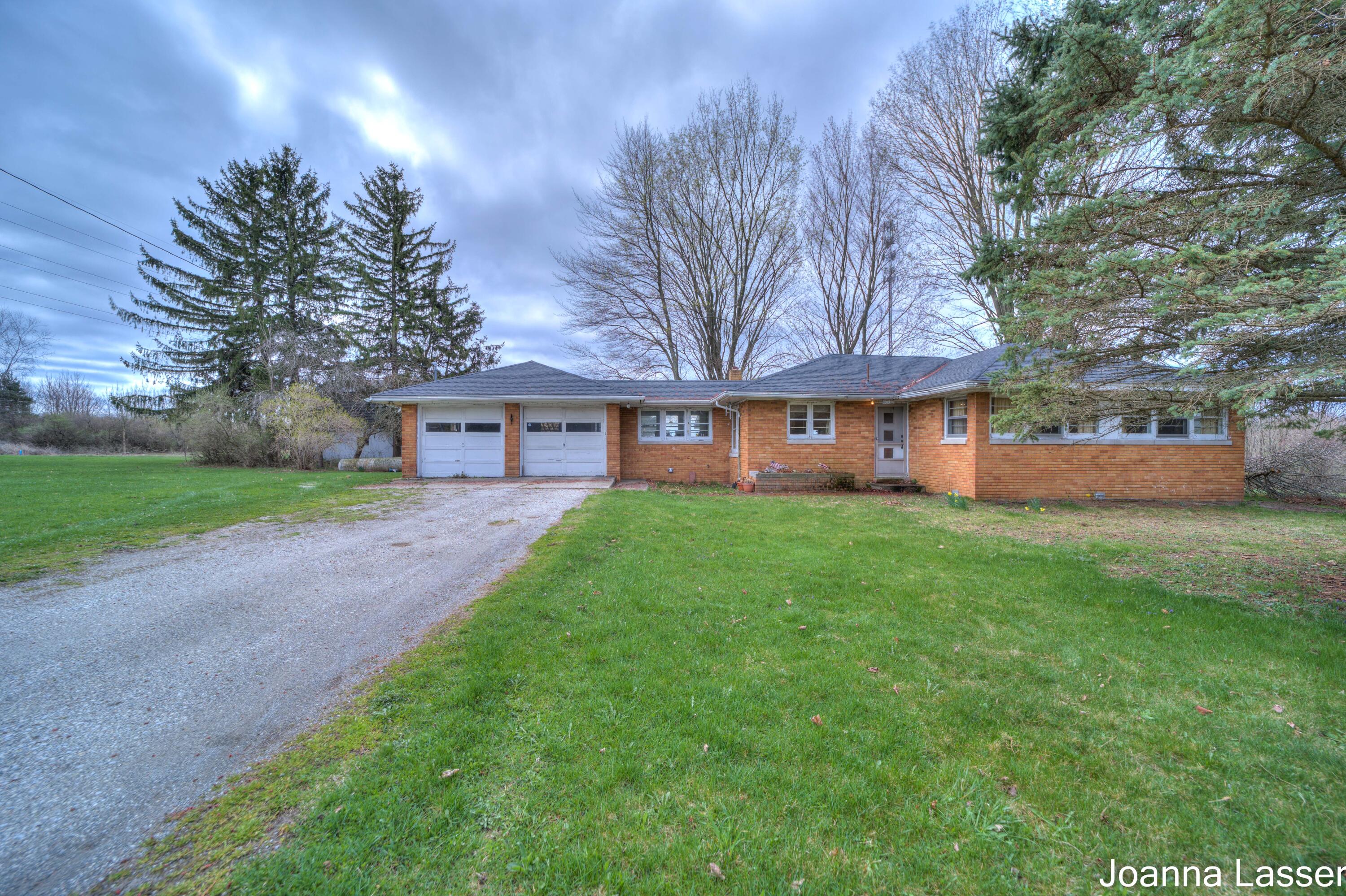 1315 Benston Road Whitehall, MI 49461 - Photo 13 of 74 Whitehall 4-18 (13 of 72)